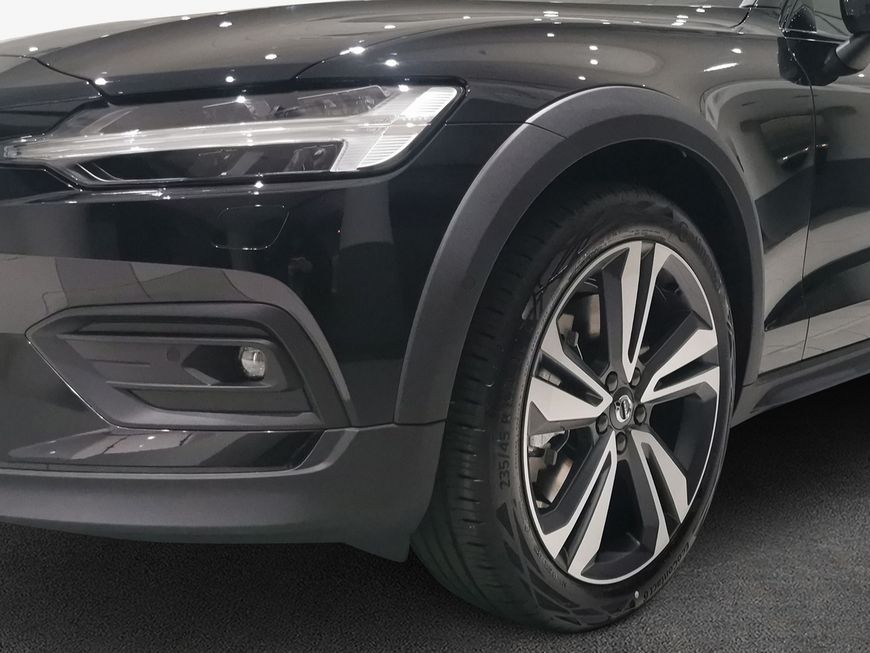 Volvo V60 Cross Country – Bild 5