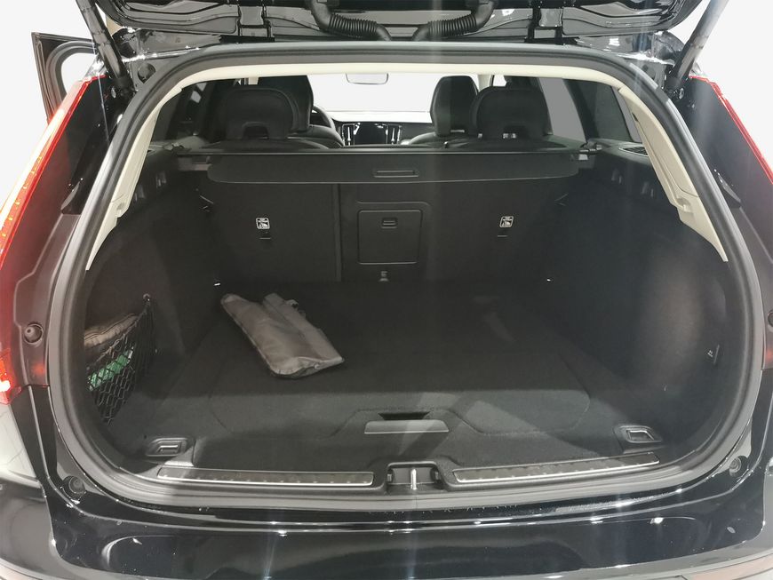 Volvo V60 Cross Country – Bild 6