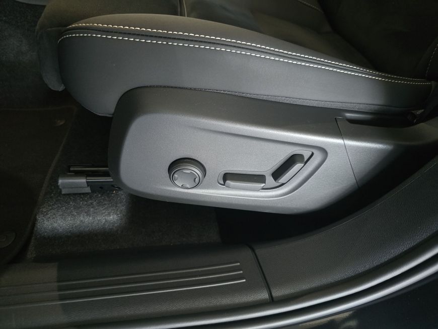 Volvo XC40 – Bild 18