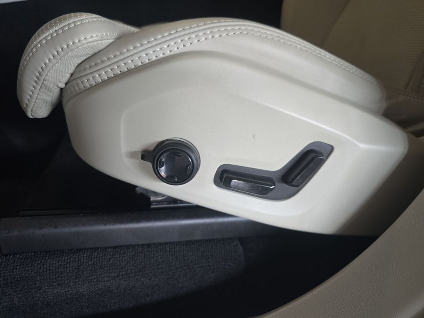 Volvo XC90 – Bild 18