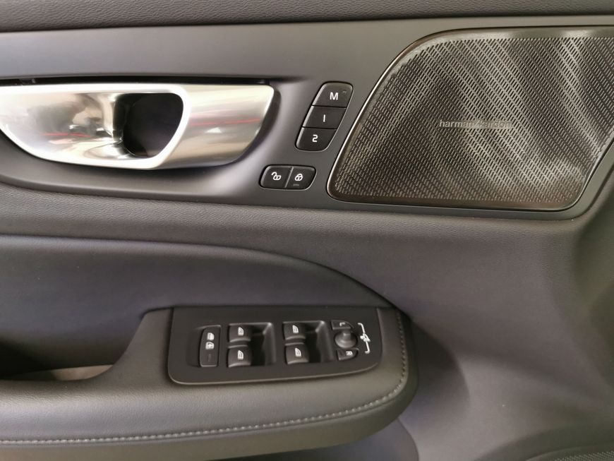 Volvo V60 Cross Country – Bild 13