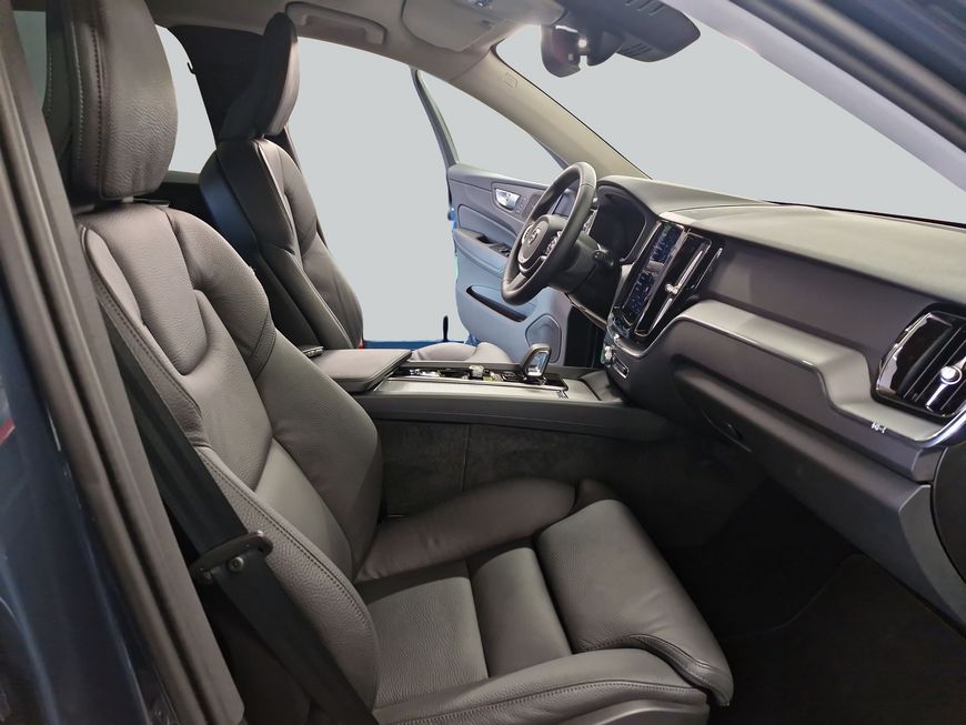 Volvo XC60 – Bild 12