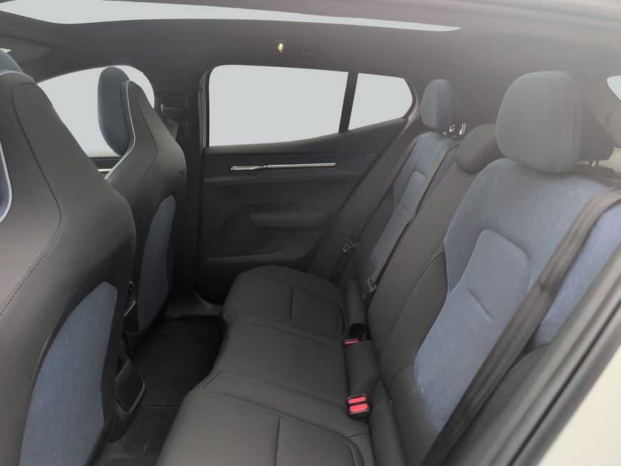 Volvo EX30 – Bild 11