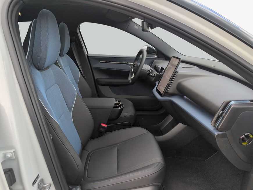 Volvo EX30 – Bild 12