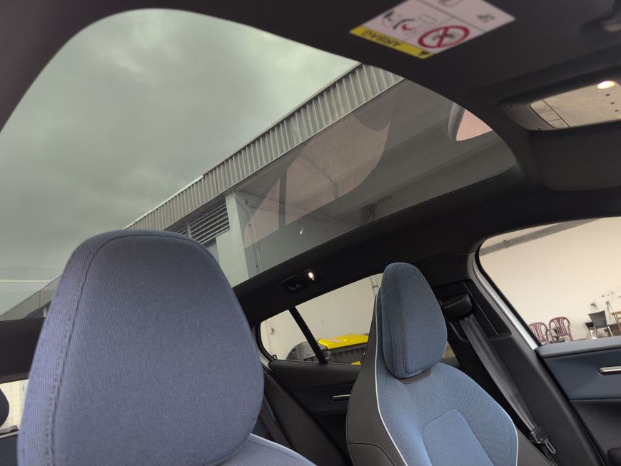 Volvo EX30 – Bild 20