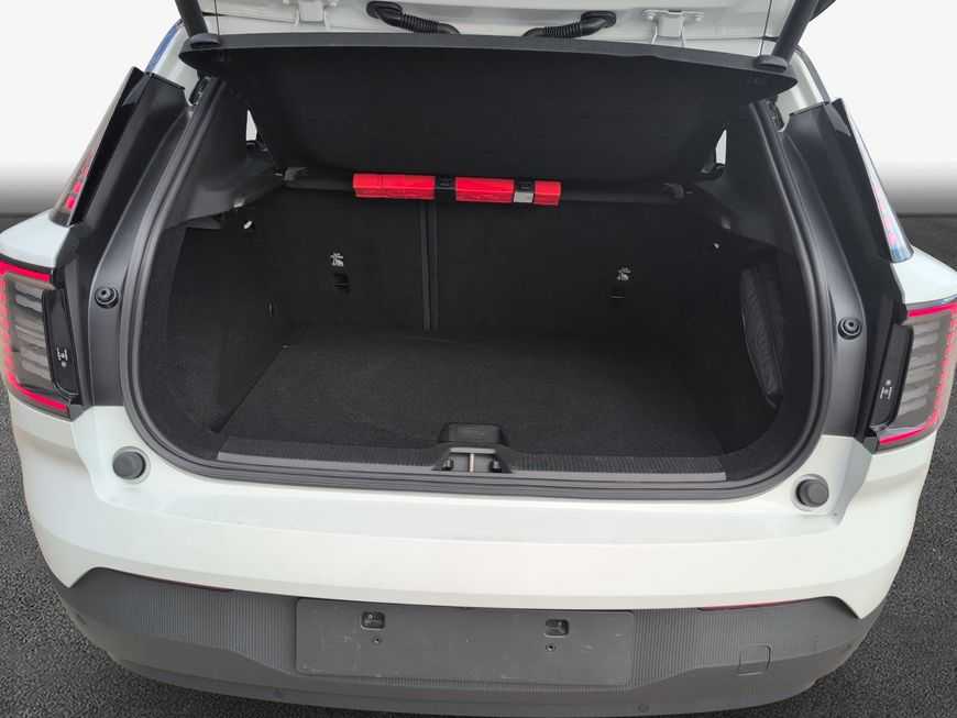 Volvo EX30 – Bild 8