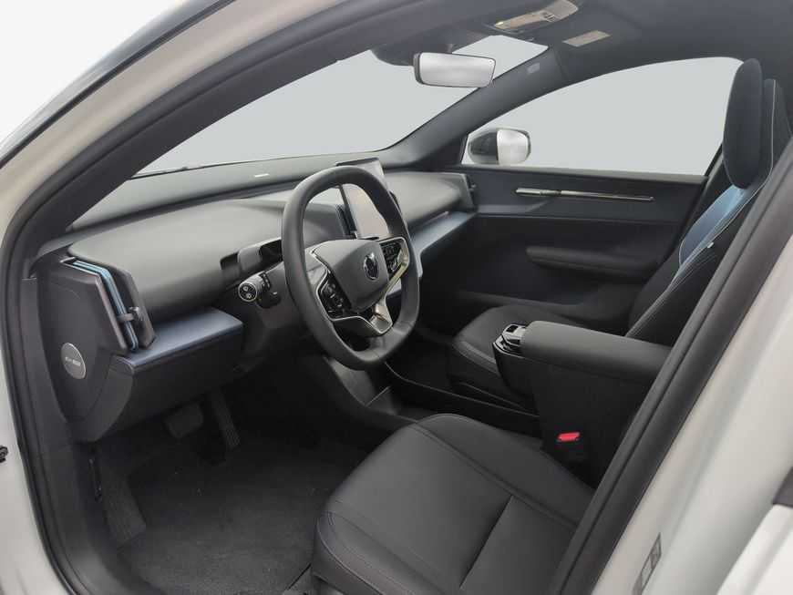 Volvo EX30 – Bild 9