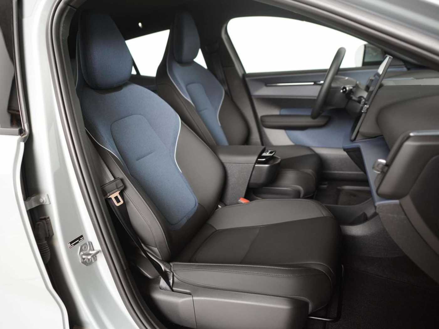 Volvo EX30 – Bild 13