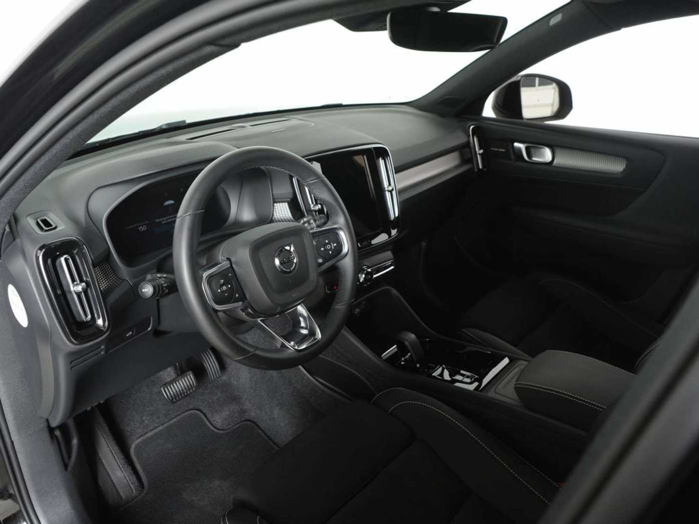 Volvo XC40 – Bild 12