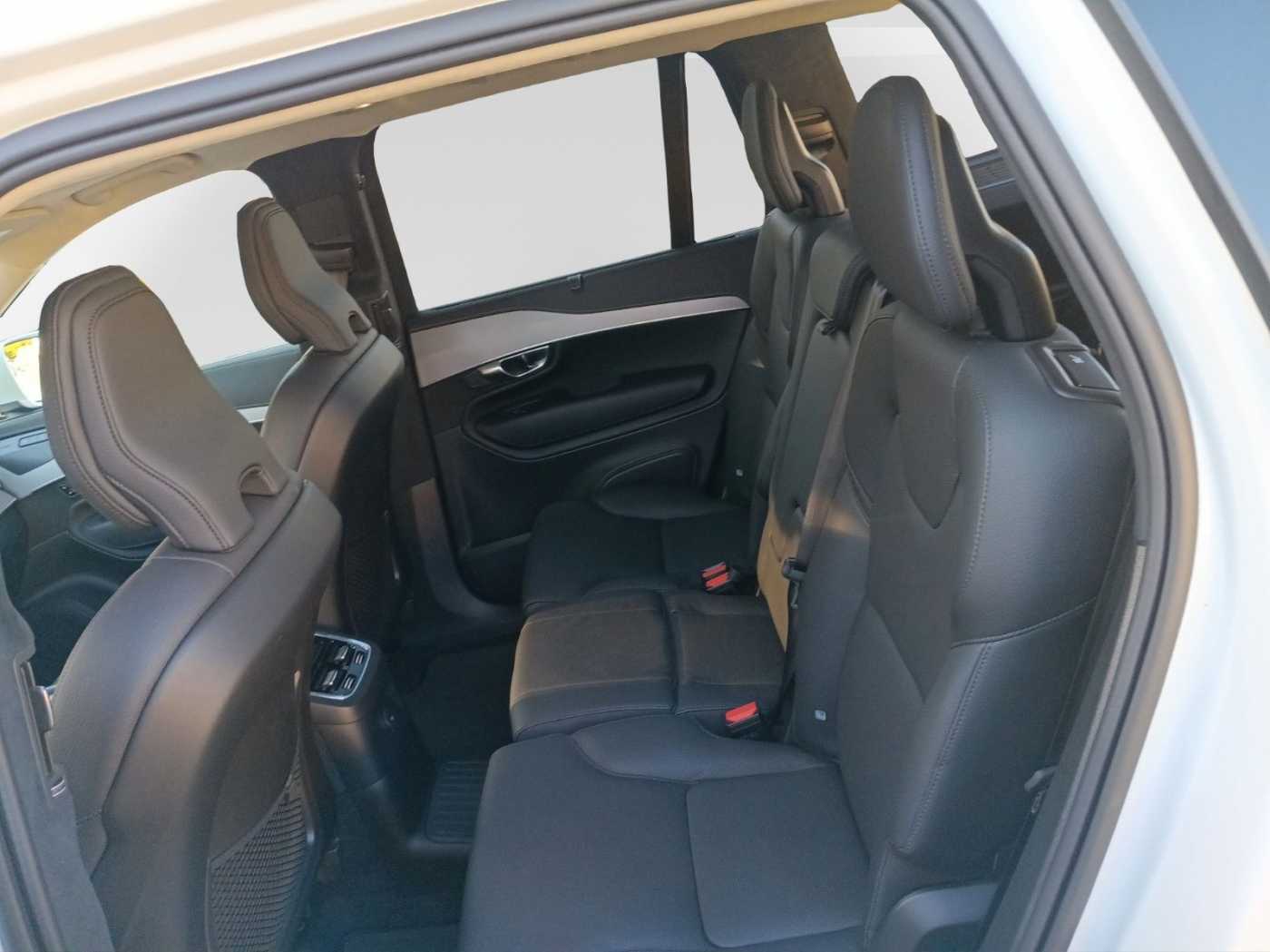 Volvo XC90 – Bild 12