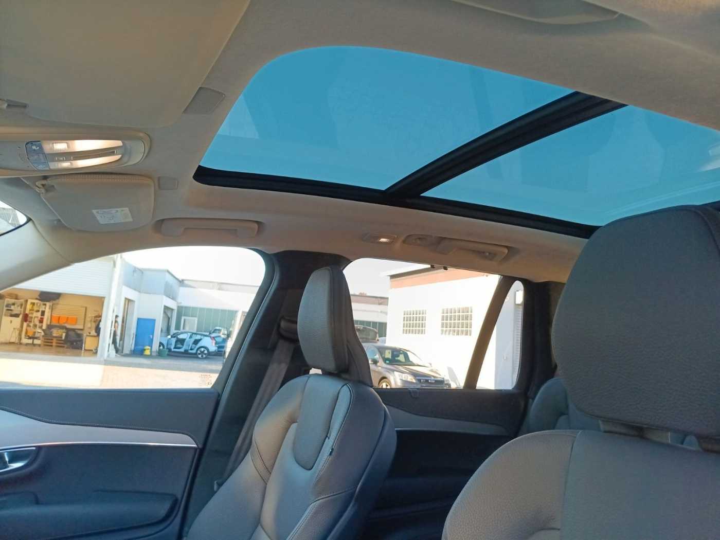 Volvo XC90 – Bild 17