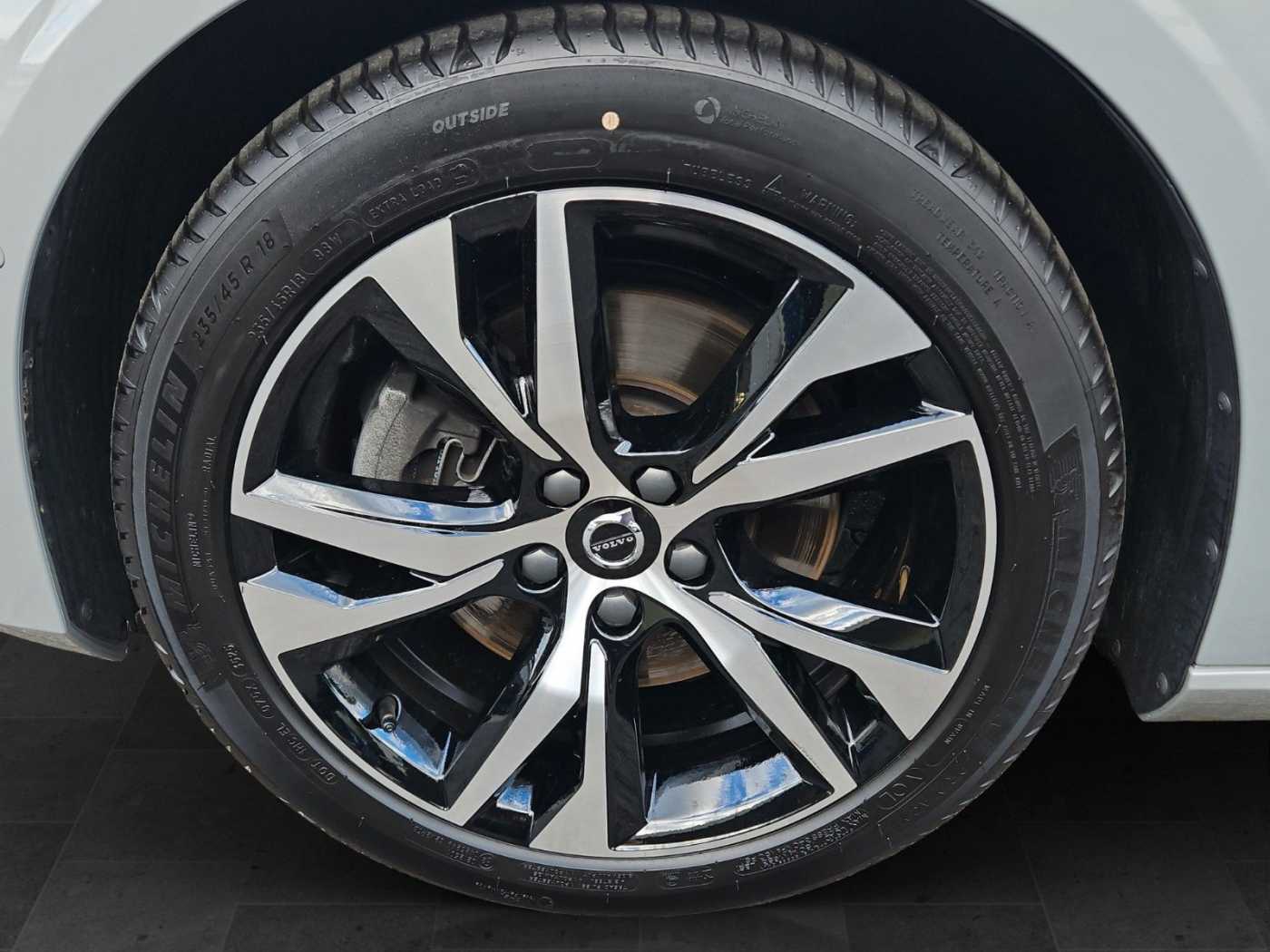 Volvo V60 – Bild 9