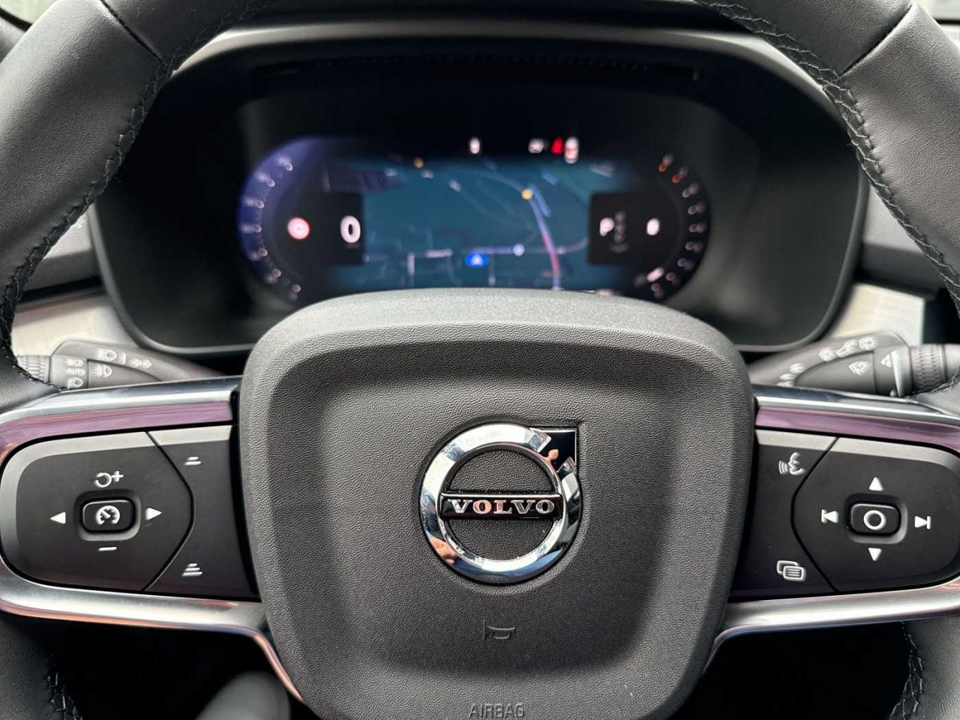 Volvo XC40 – Bild 12