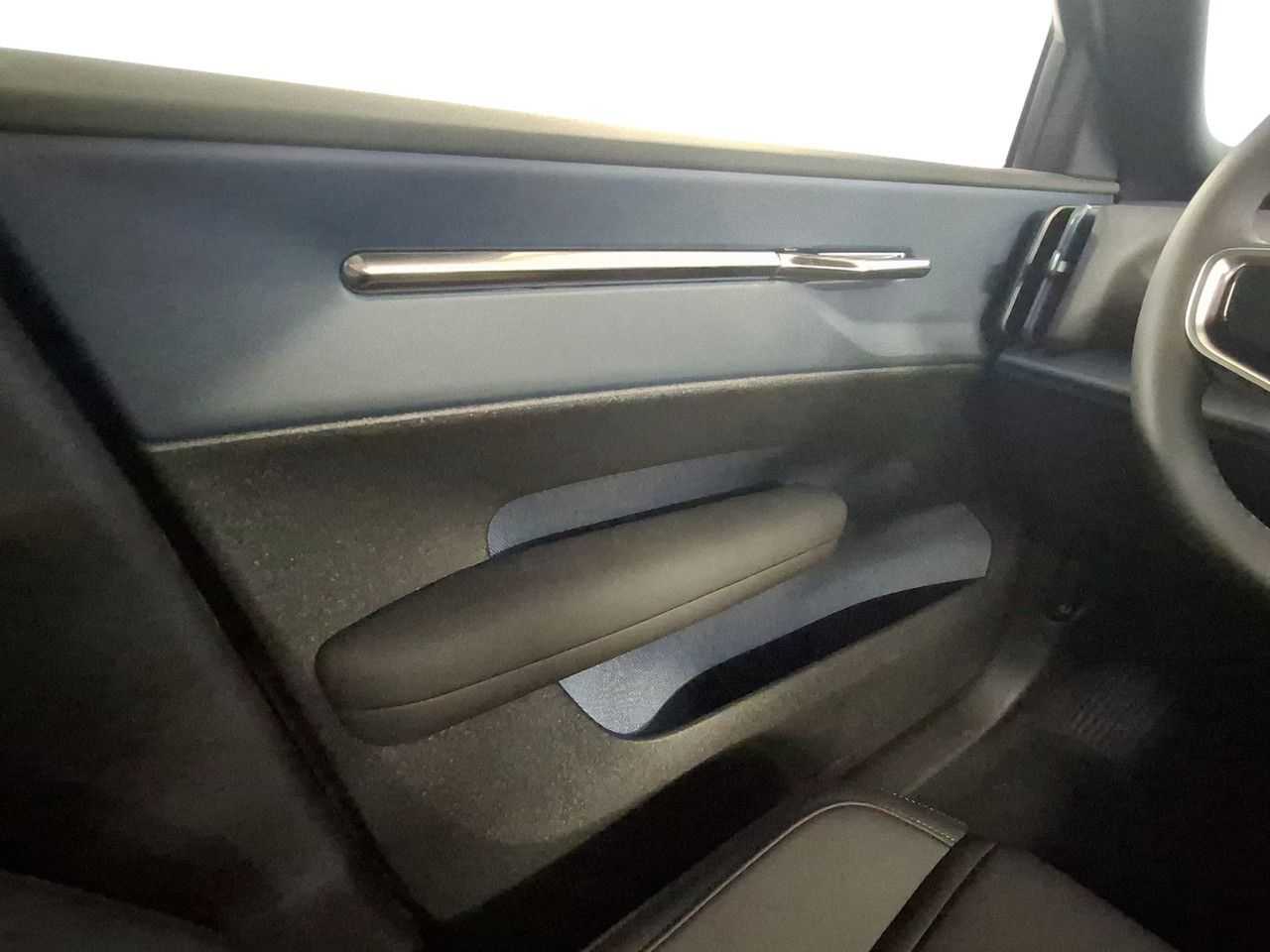 Volvo EX30 – Bild 8