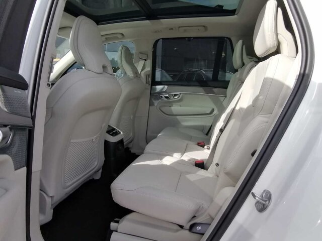 Volvo XC90 – Bild 12