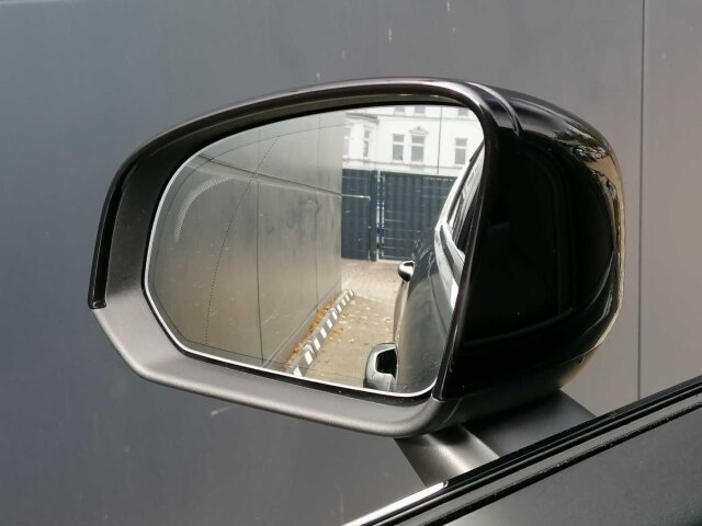 Volvo XC40 – Bild 11