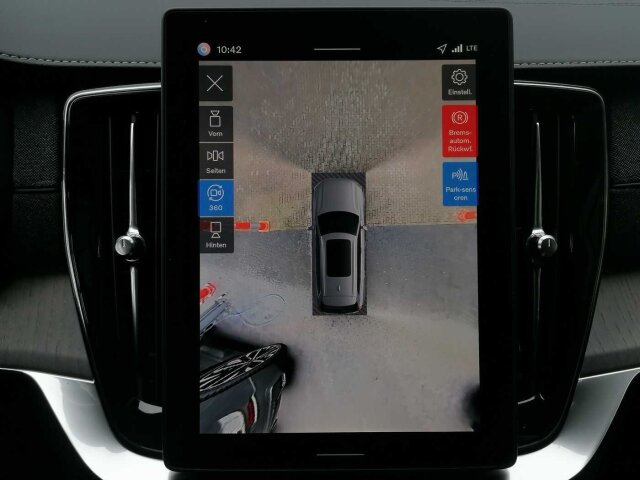 Volvo XC90 – Bild 8