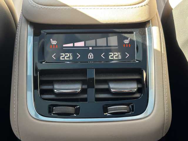 Volvo XC90 – Bild 16