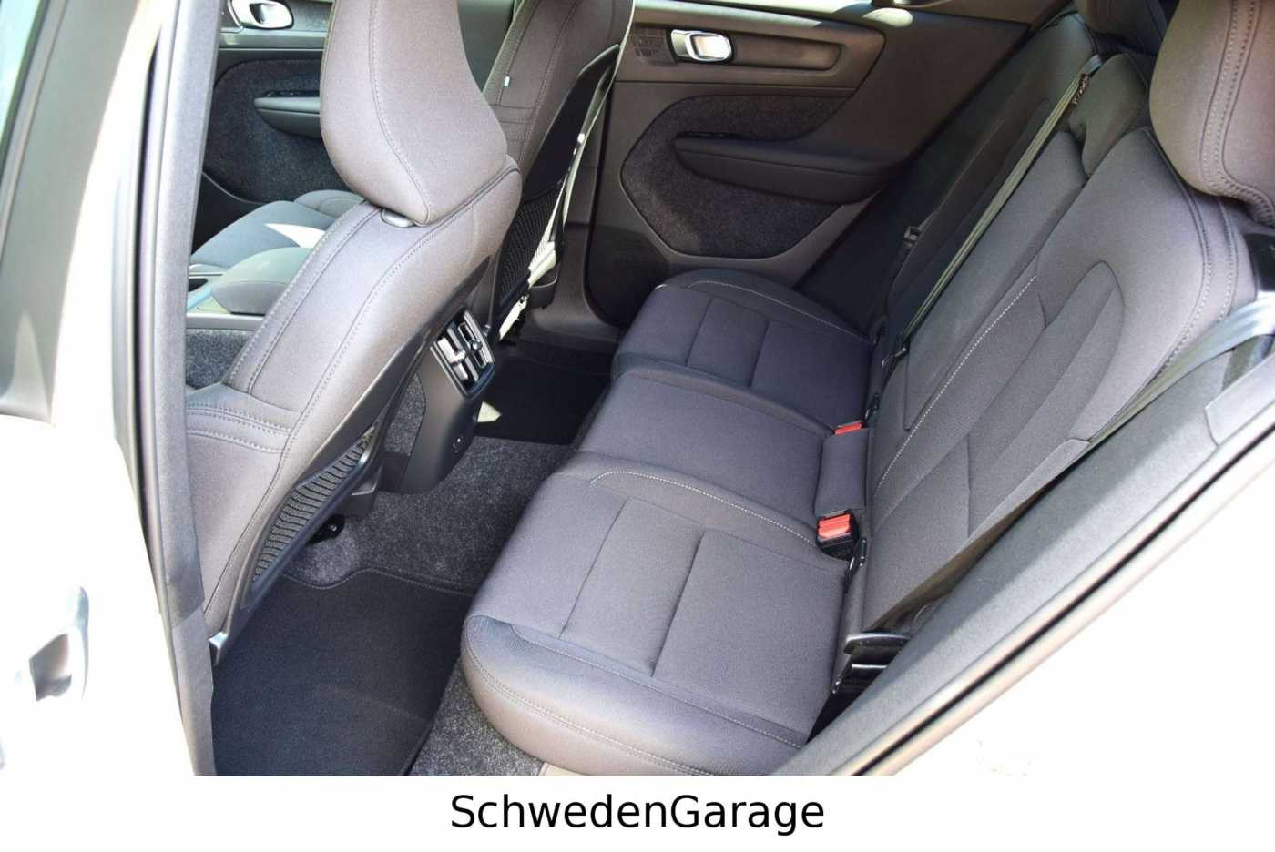 Volvo EX40 – Bild 12