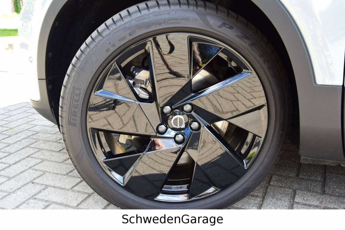Volvo EX40 – Bild 7