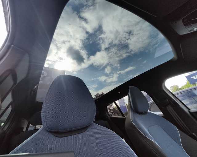 Volvo EX30 – Bild 8