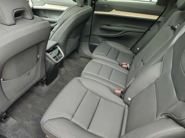 Volvo EX90 – Bild 7