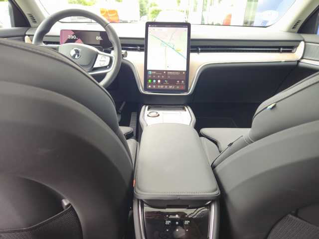 Volvo EX90 – Bild 8