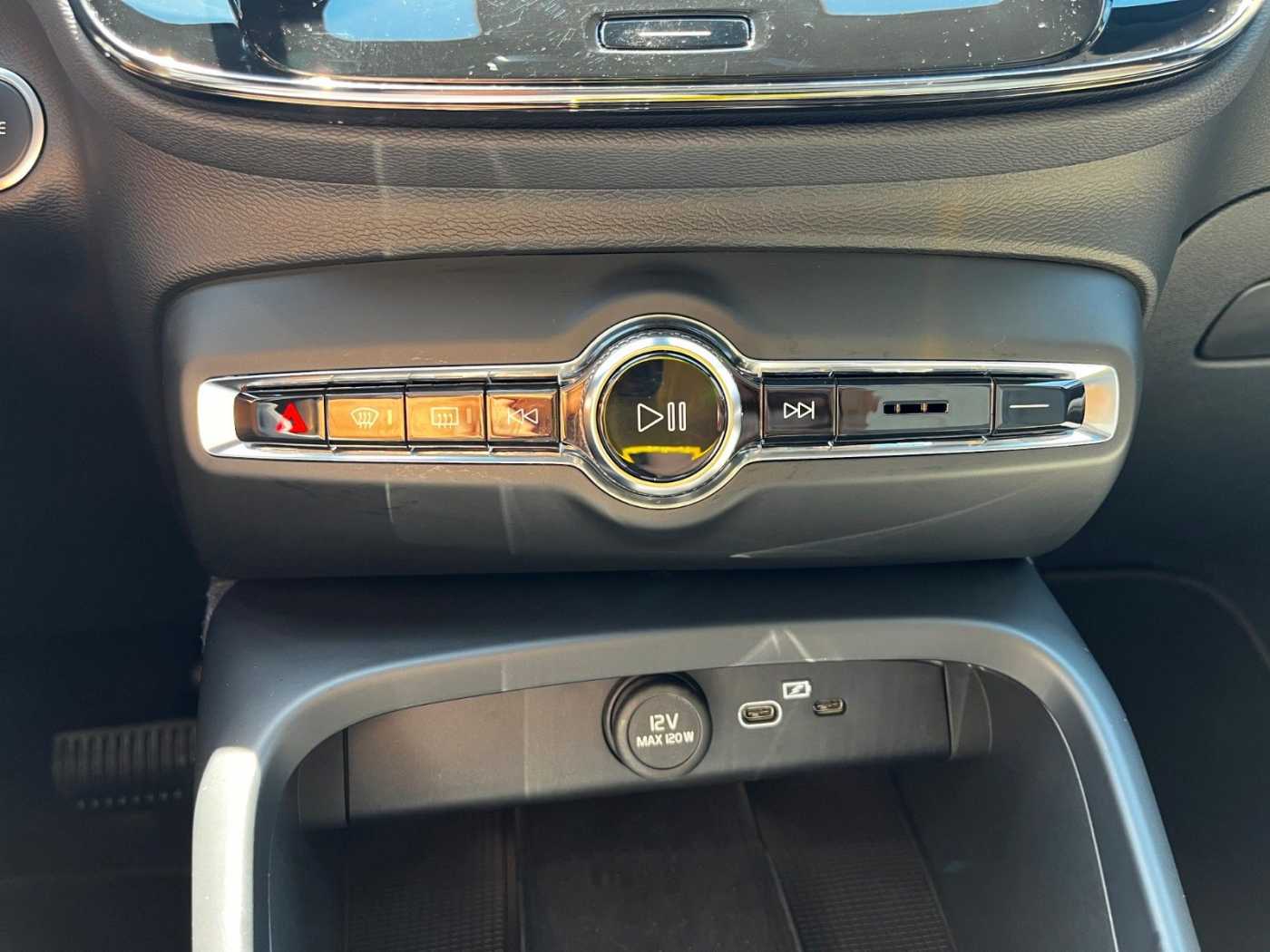 Volvo XC40 – Bild 16