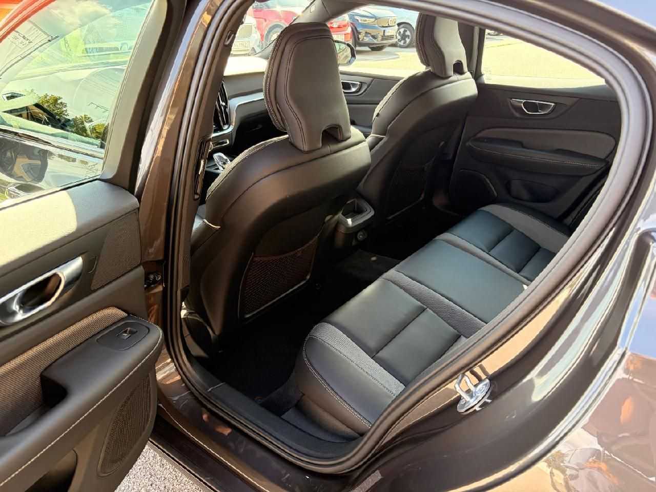 Volvo S60 – Bild 14