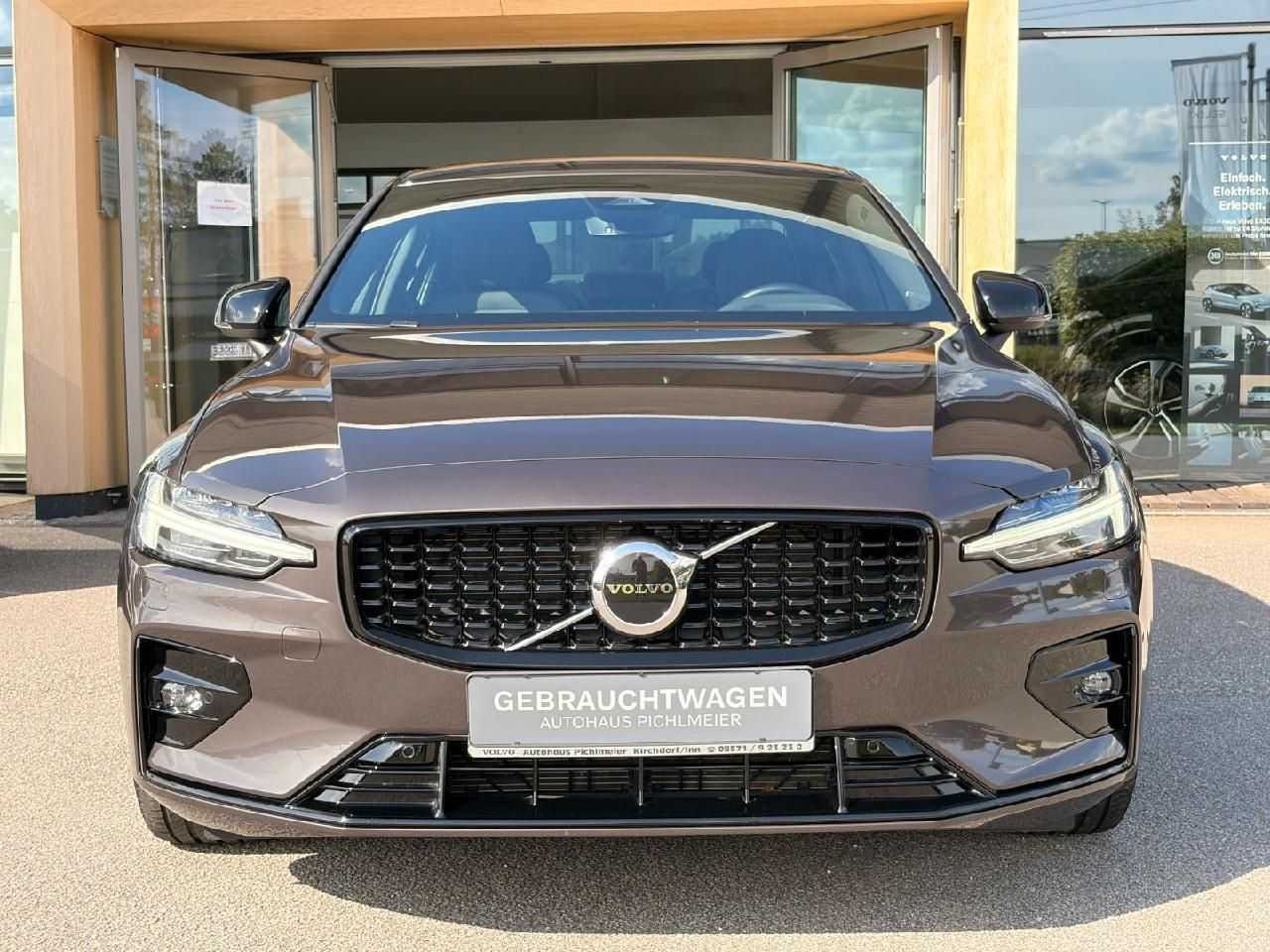 Volvo S60 – Bild 2