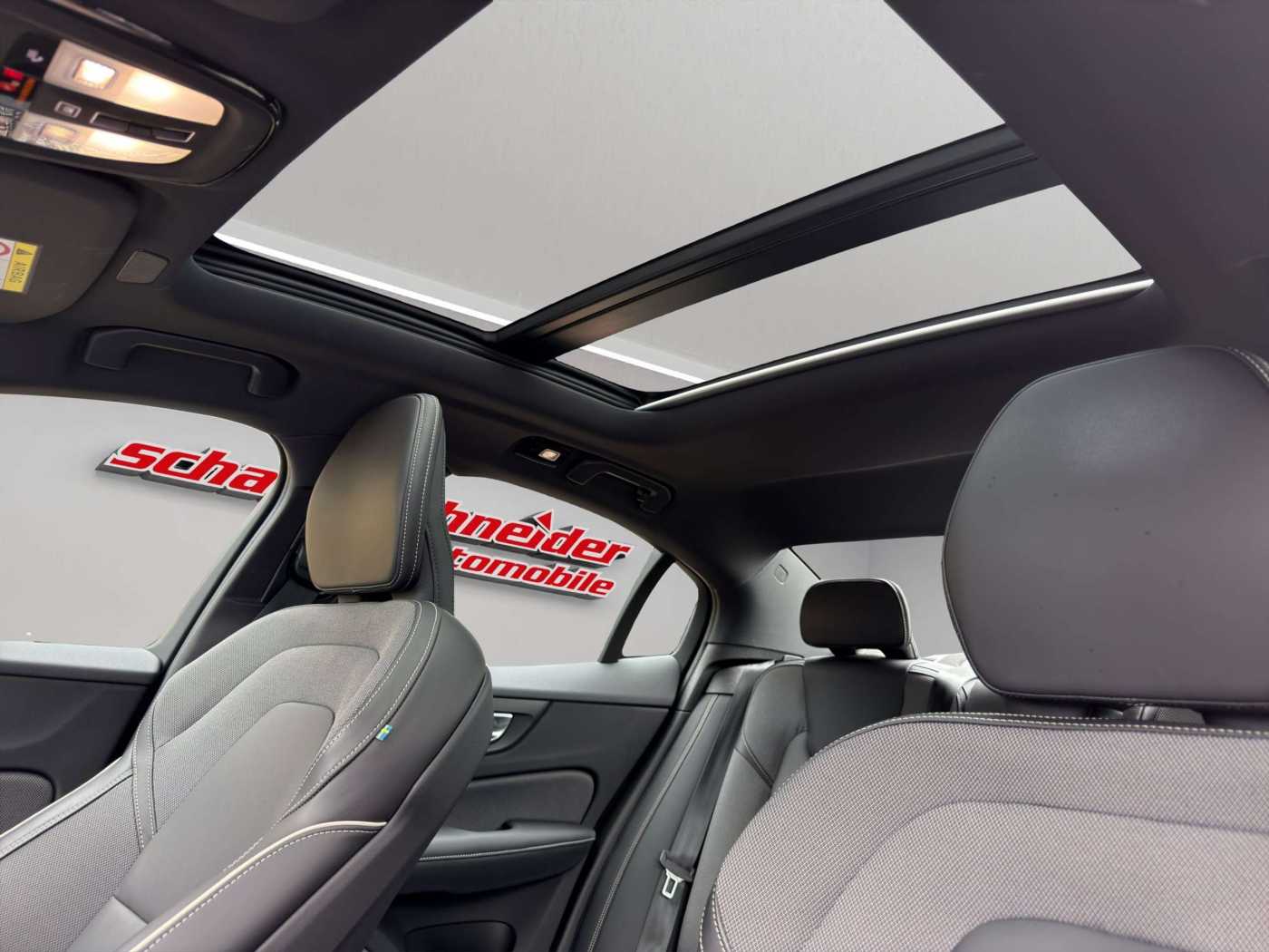 Volvo S60 – Bild 14