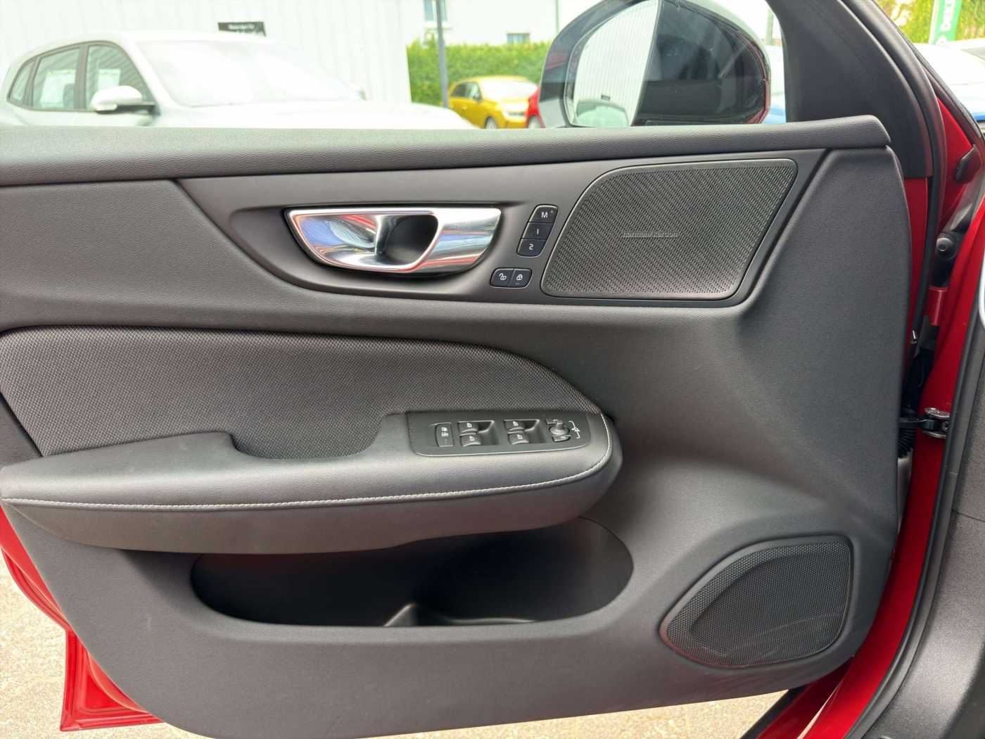 Volvo S60 – Bild 8
