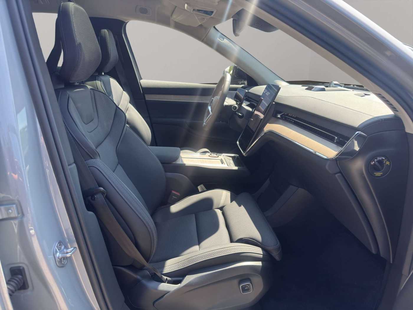 Volvo EX90 – Bild 14