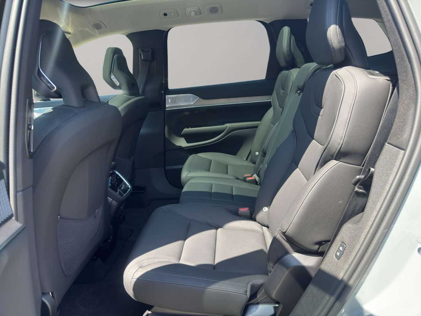 Volvo EX90 – Bild 9