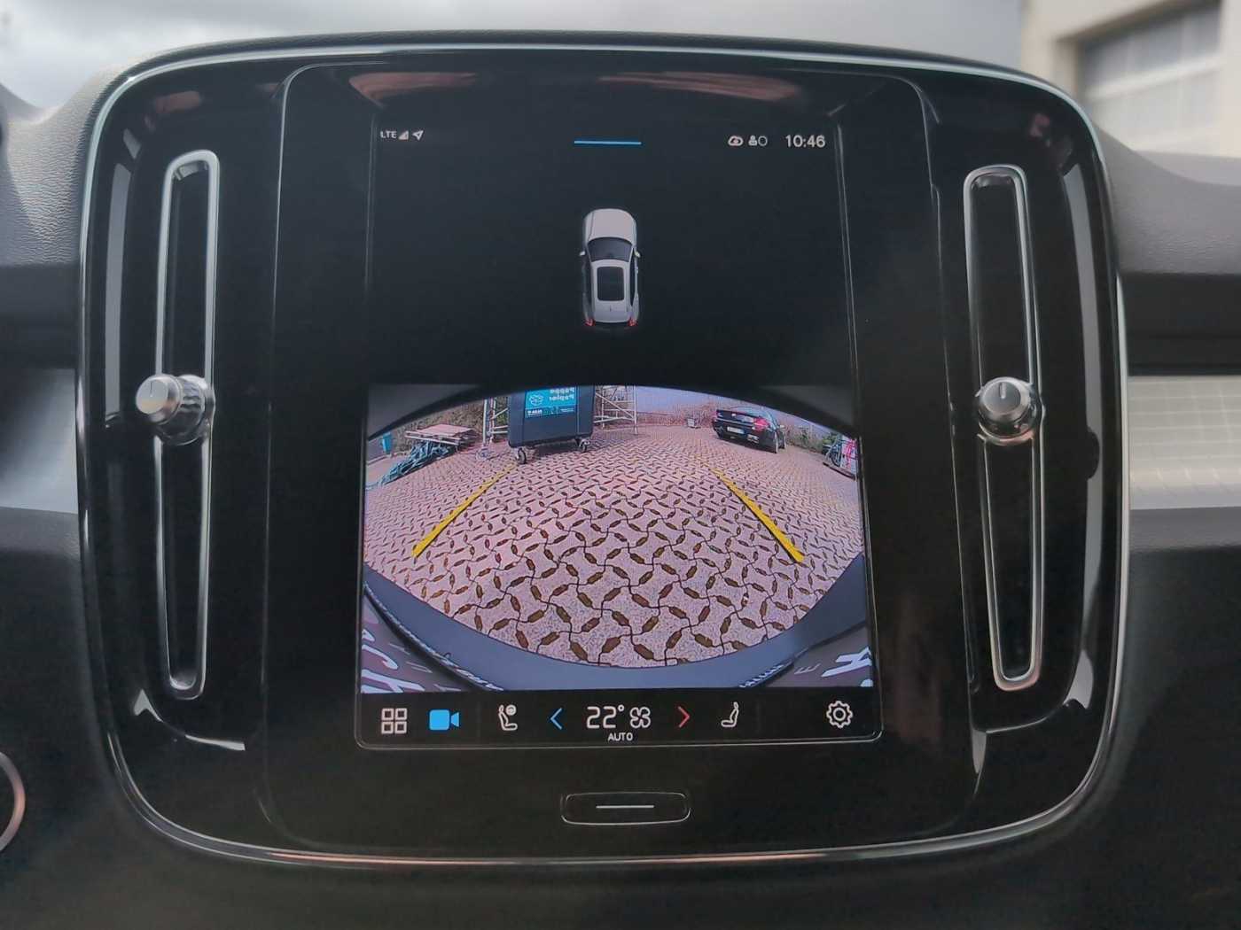 Volvo XC40 – Bild 8