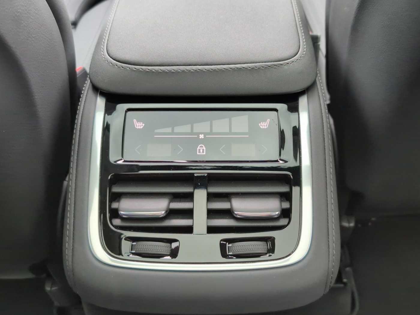 Volvo XC90 – Bild 9