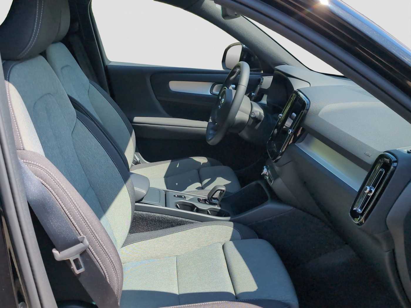 Volvo XC40 – Bild 12