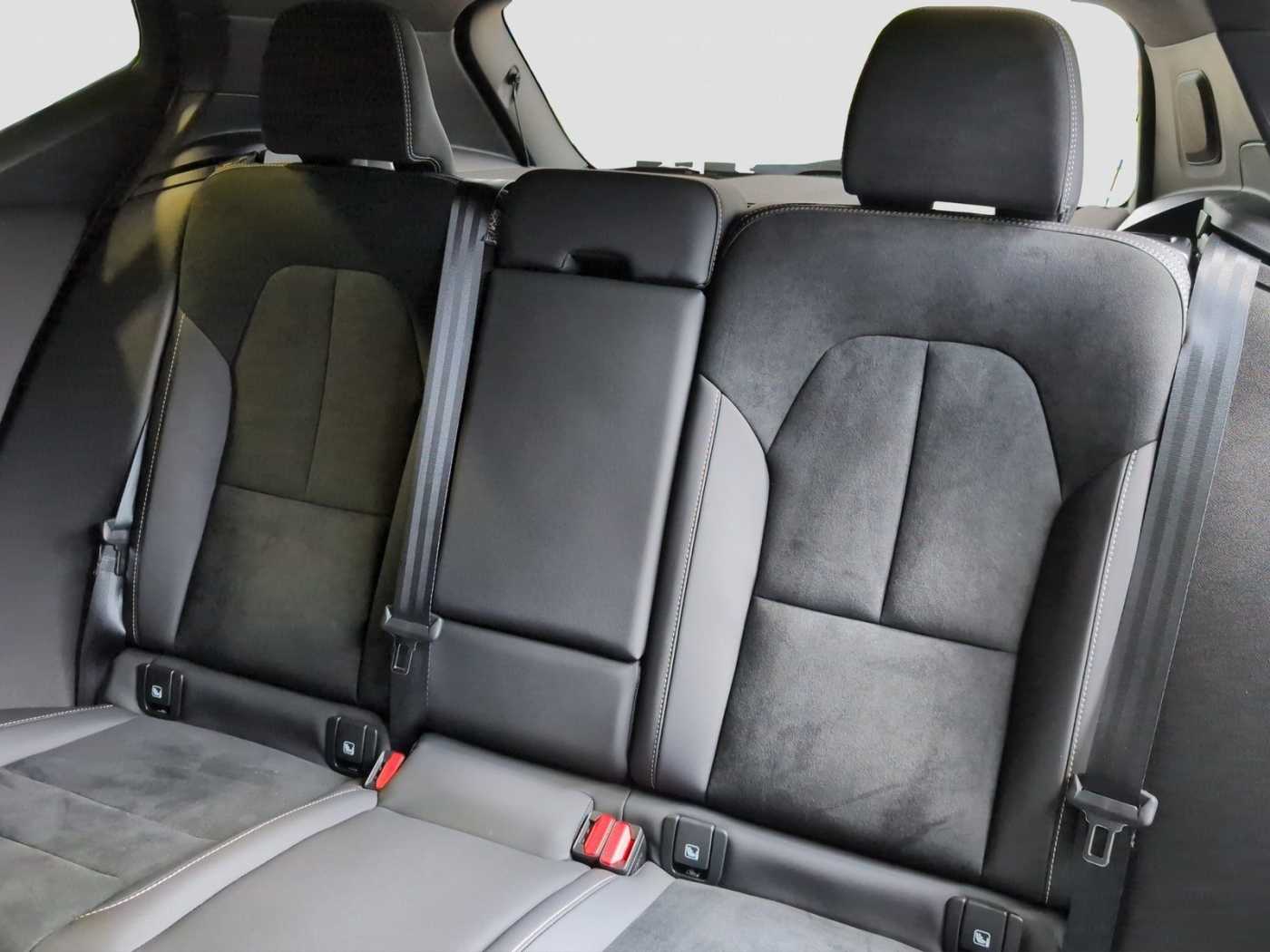 Volvo XC40 – Bild 11