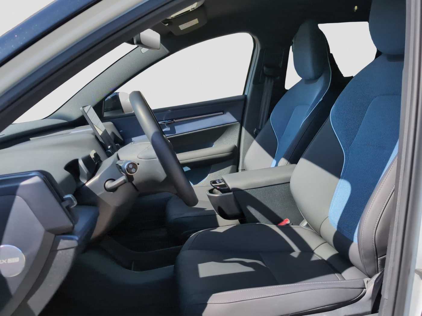 Volvo EX30 – Bild 9