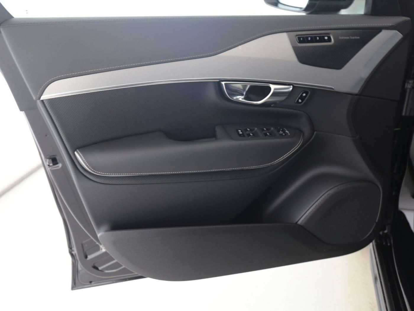 Volvo XC90 – Bild 8