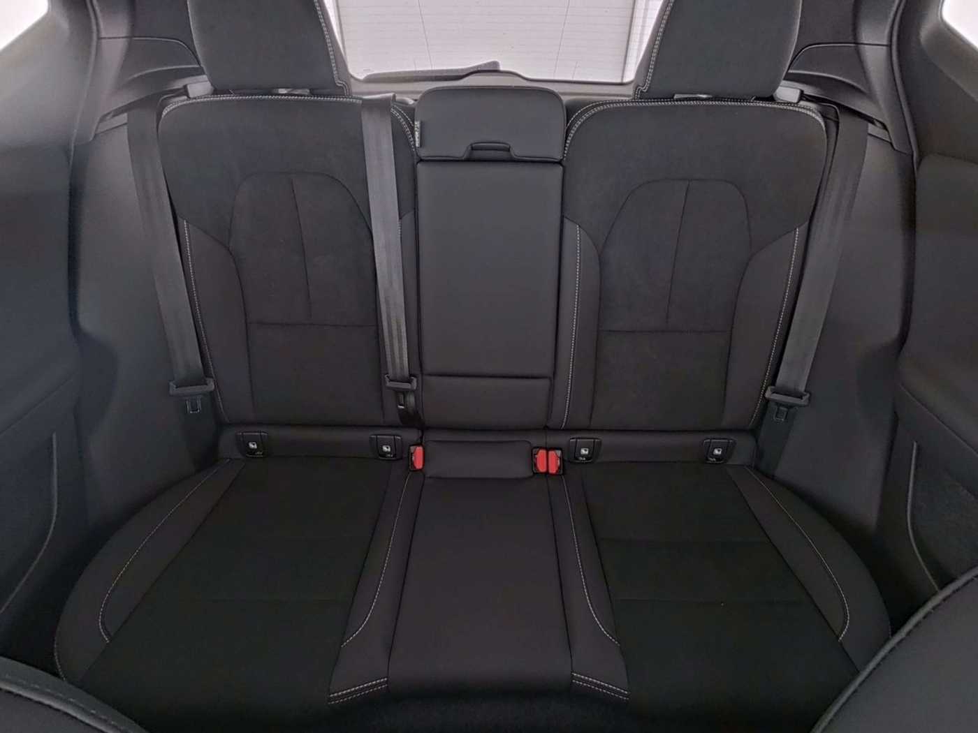Volvo XC40 – Bild 12