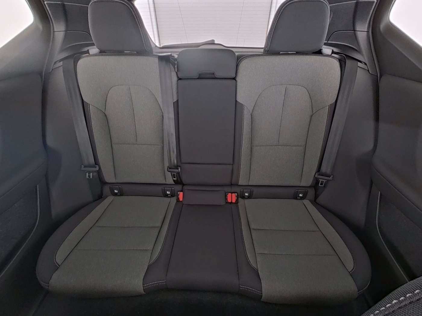 Volvo XC40 – Bild 12