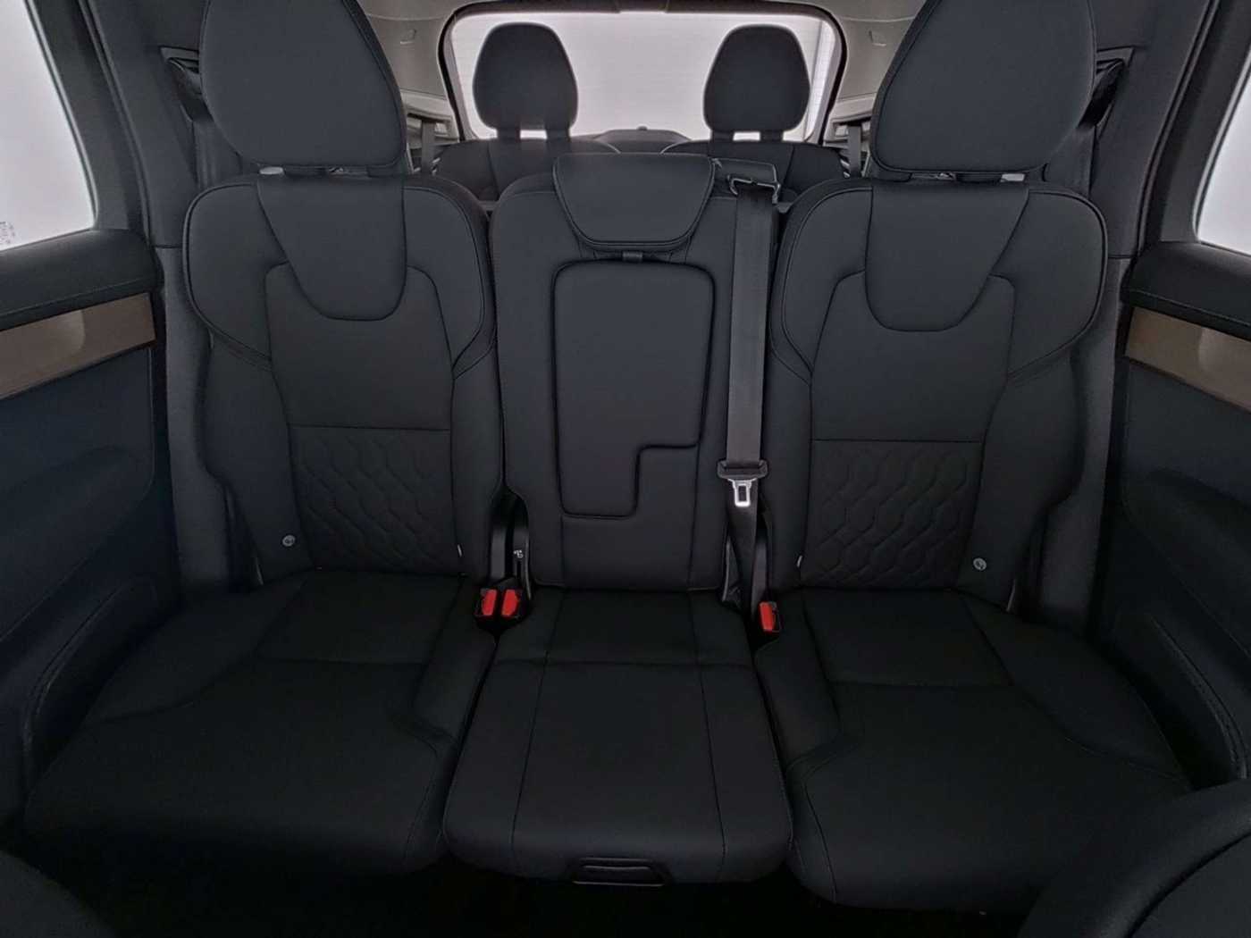 Volvo XC90 – Bild 12