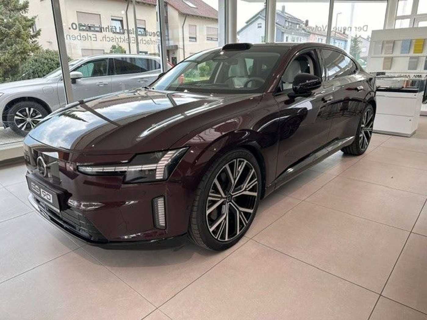 Volvo ES90