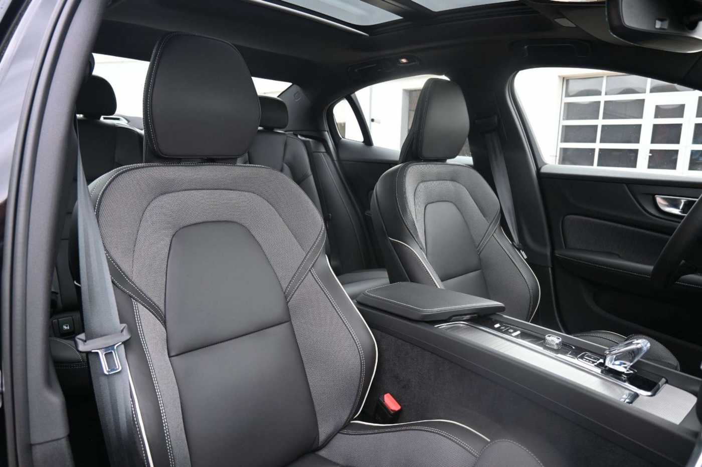 Volvo S60 – Bild 12