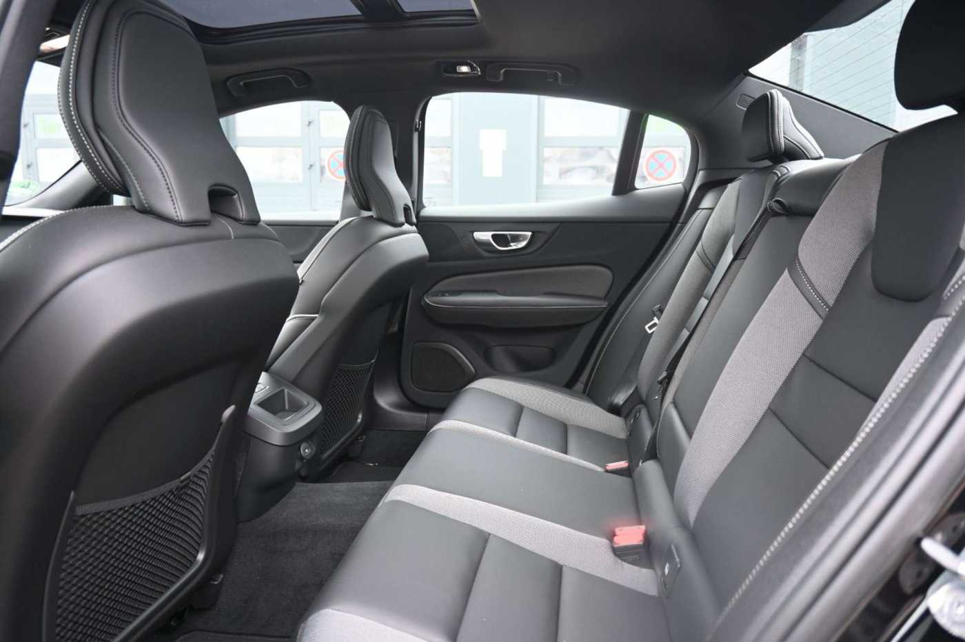 Volvo S60 – Bild 13