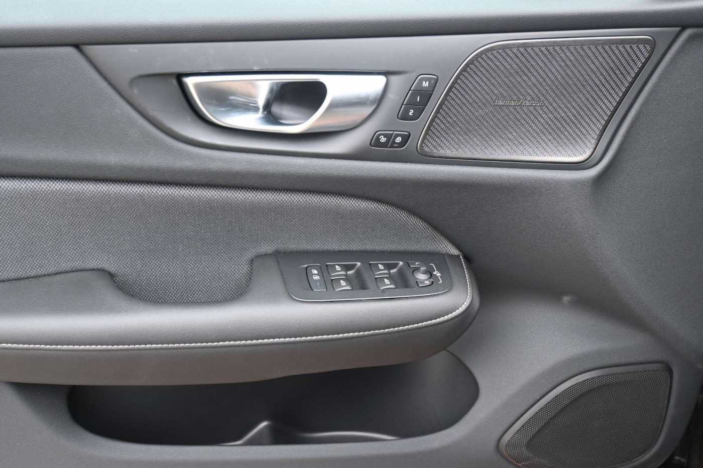 Volvo S60 – Bild 8