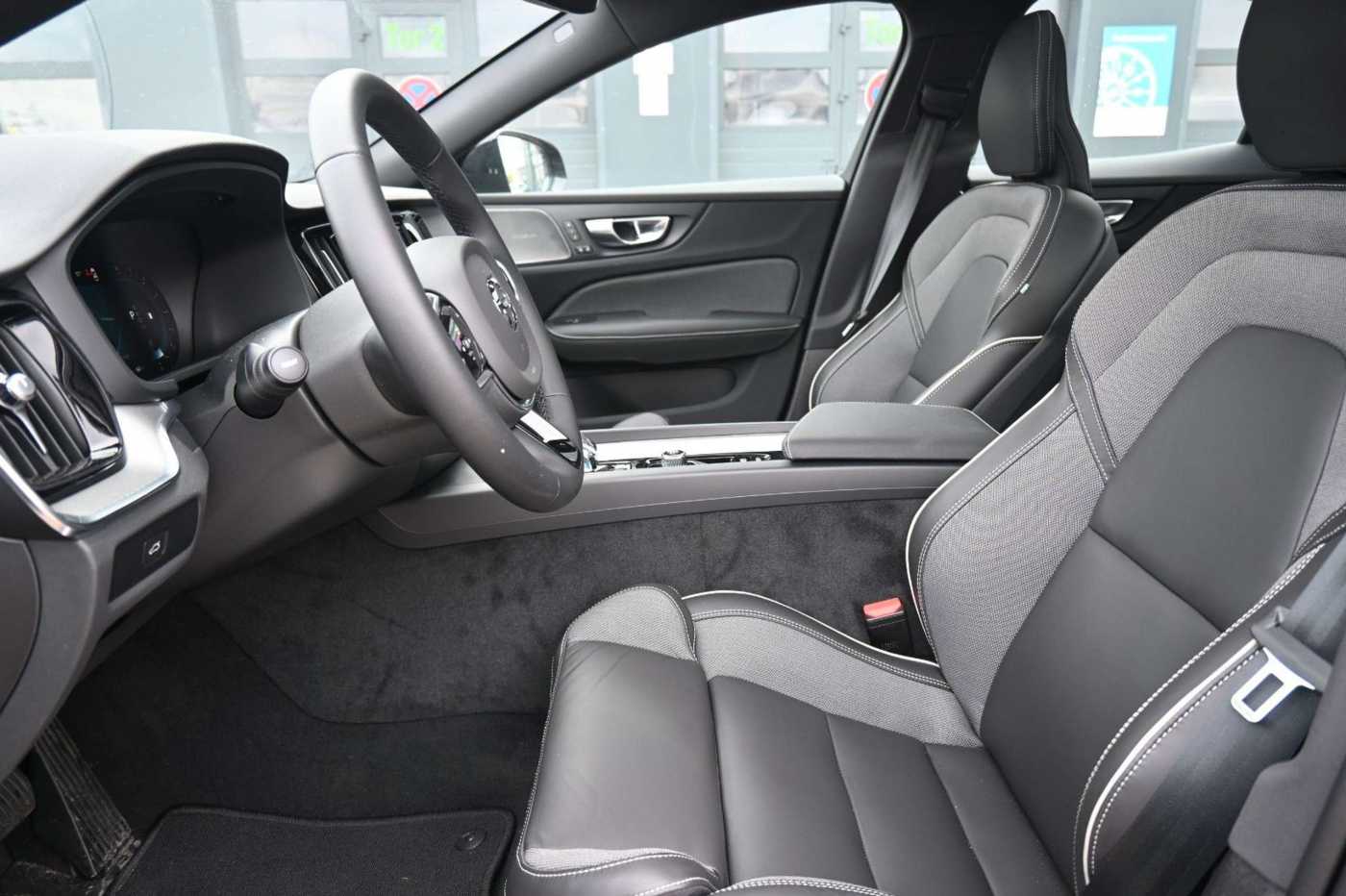 Volvo S60 – Bild 9