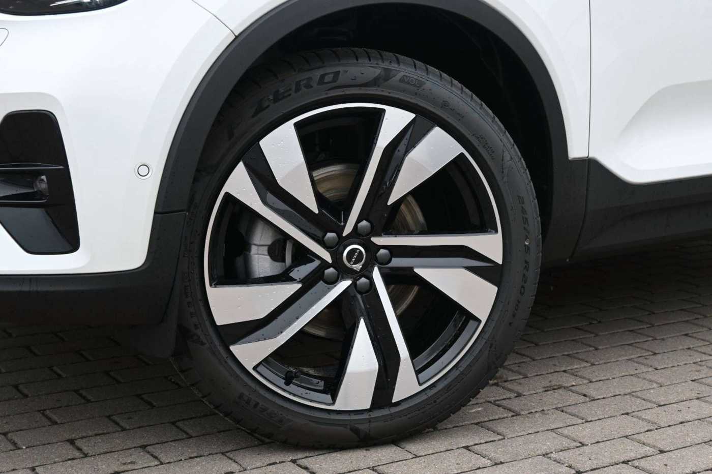 Volvo XC40 – Bild 11