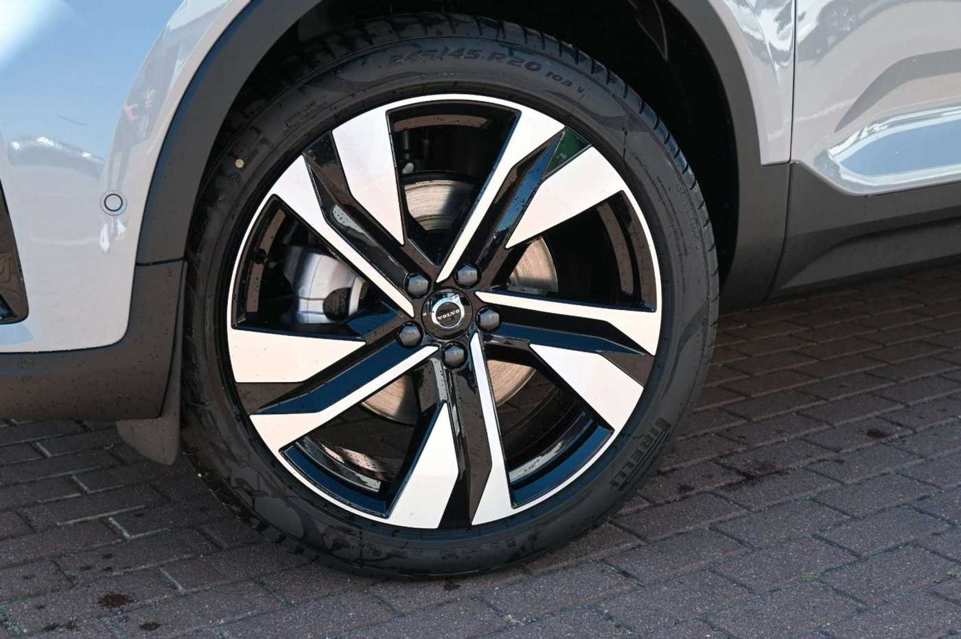 Volvo XC40 – Bild 11